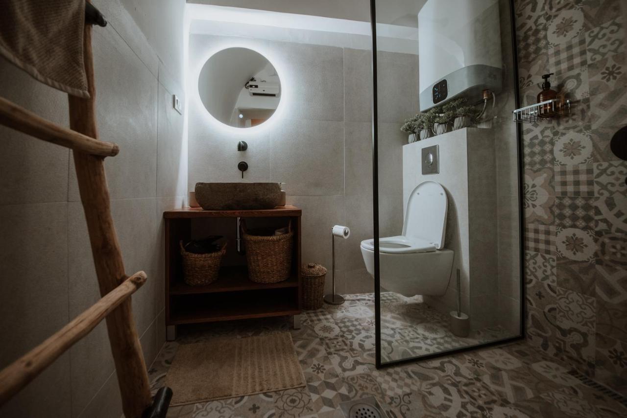 Cave By Casa Familia Apartment โนวีซาด ภายนอก รูปภาพ